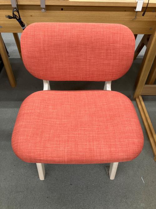 ニトリ ダイニング4点セット ナチュラル×グレー×レッド リラックス