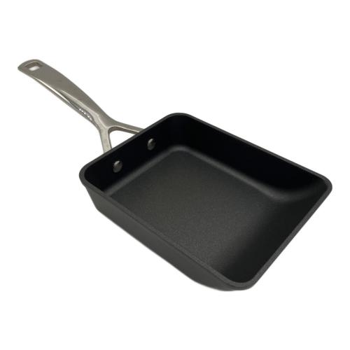LE CREUSET (ルクルーゼ) エッグパン H22019