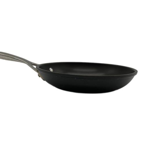 LE CREUSET (ルクルーゼ) フライパン O16013 20cm