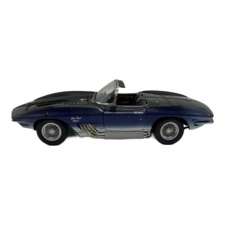 AUTOart (オートアート) シボレーコルベット マコシャーク 1961 モデル
