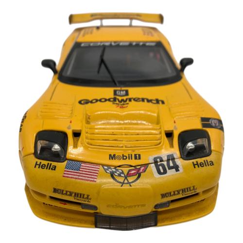 AUTOart (オートアート) シボレー コルベット C5-R モデルカー
