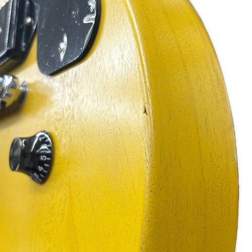 GIBSON (ギブソン)  Les Paul Junior Yellow