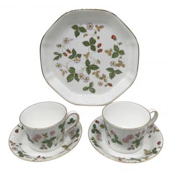 Wedgwood (ウェッジウッド) カップ&ソーサー オクタゴナルプレートセット ワイルドストロベリー