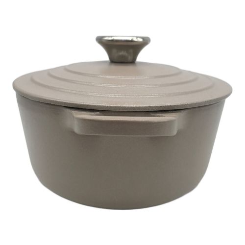 LE CREUSET (ルクルーゼ) ココット・ロンド18cm