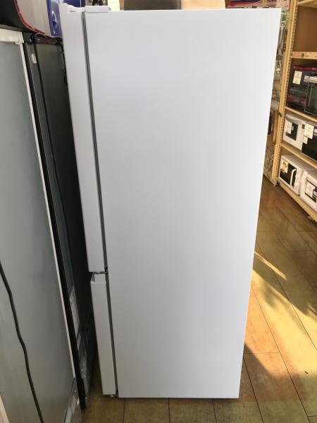 Hisense (ハイセンス) 2ドア冷蔵庫 300 HR-D1701W 2024年製 175L 