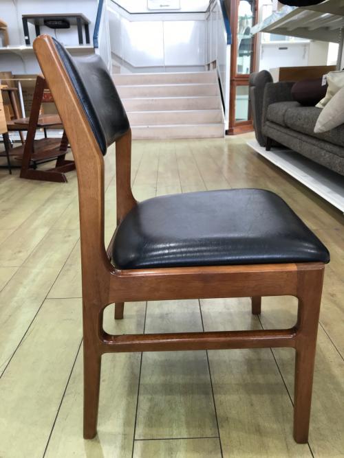 カリモク60+ (カリモクロクマル) ダイニングチェアー ブラック C36105BW