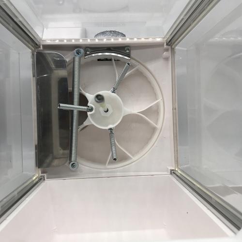 ガチャガチャマシン