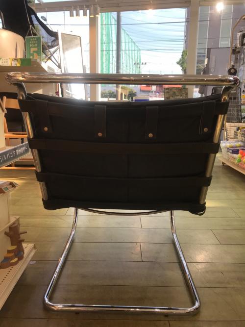 MRラウンジチェアー ブラック ミース・ファン・デル・ローエ @