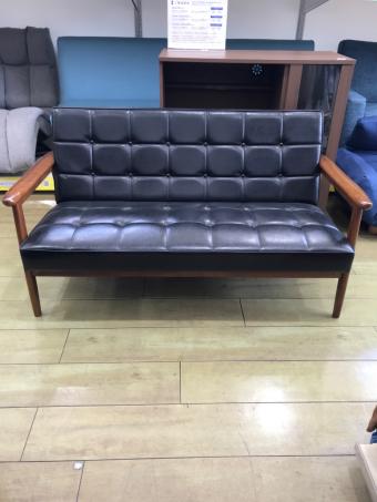 カリモク60 (カリモクロクマル) 1人掛けソファー ブラック 2人掛け W36173BW 合皮