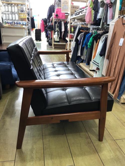 カリモク60 (カリモクロクマル) 1人掛けソファー ブラック 2人掛け W36173BW 合皮