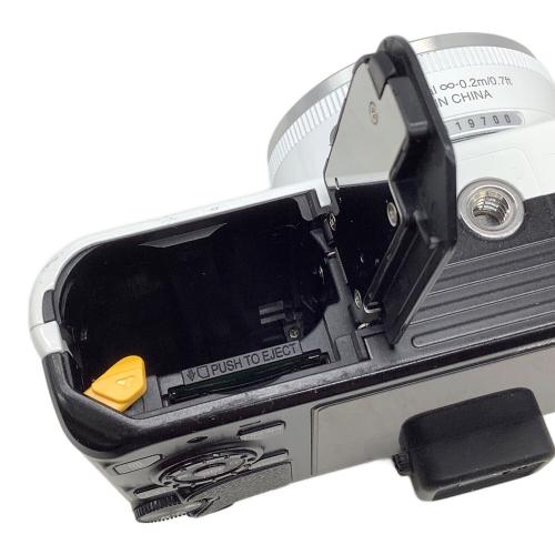 Nikon (ニコン) デジタル一眼レフカメラ 1V1