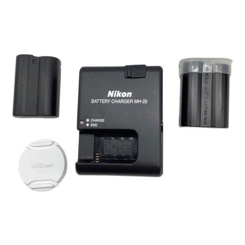 Nikon (ニコン) デジタル一眼レフカメラ 1V1