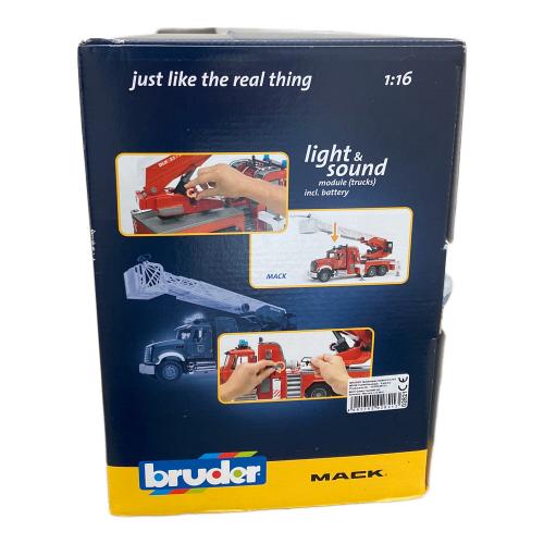 Bruder ブルーダー 1/16 Amazon.co.jp: BRUDER ブルーダー 1/16 MAN クレーン&リサイクル