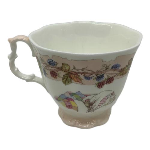 ROYAL DOULTON (ロイヤルドルトン) カップ&ソーサー ブランブリーヘッジ フォーシーズン