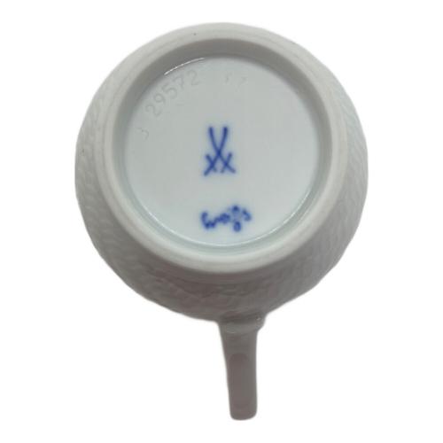 Meissen (マイセン) カップ&ソーサー 波の戯れホワイト