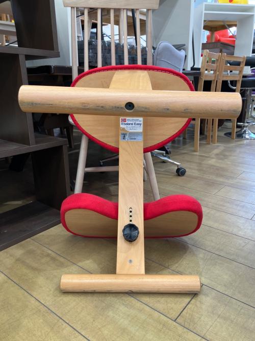 balance Easy バランスチェア 椅子　レッド balans EASY (バランスイージー) バランスチェアー レッド｜トレファク