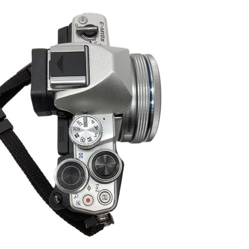 OLYMPUS (オリンパス) ミラーレス一眼カメラ E-M10 Mark II