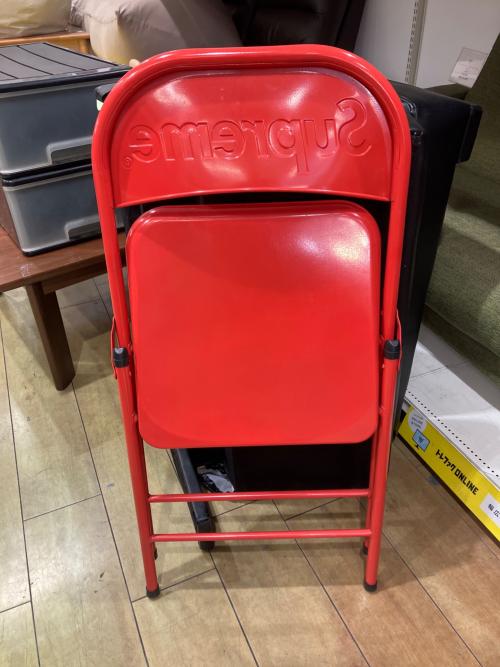SUPREME (シュプリーム) パイプ椅子 レッド