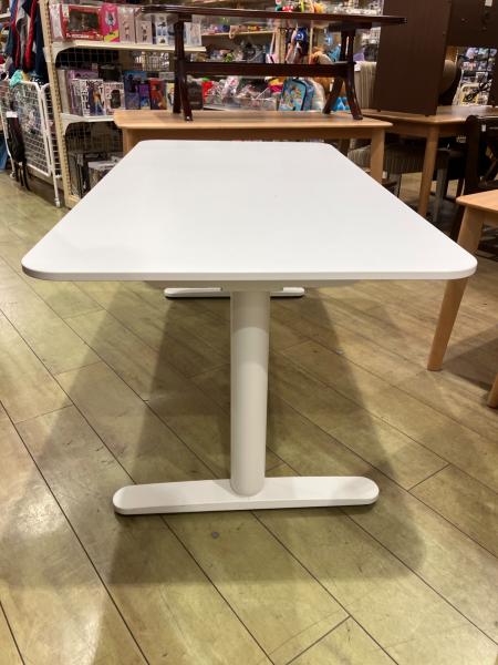 IKEA (イケア) 電動昇降デスク ホワイト BEKANT｜トレファクONLINE