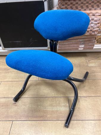 balans (バランス) チェア ブラック×ブルー