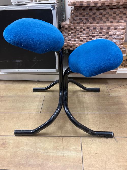 balans (バランス) チェア ブラック×ブルー