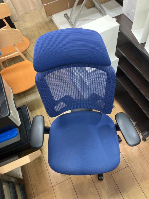 オカムラ シルフィー エクストラハイバック ブラック×ブルー