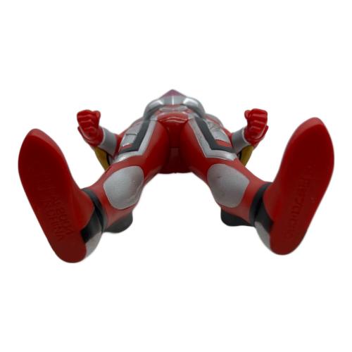 ウルトラマンネクスト クリアソフビ ウルトラマン 25345 2004年