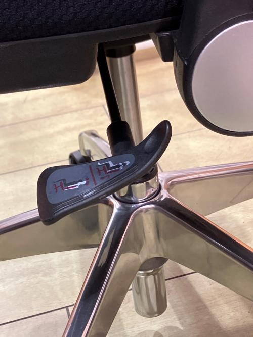 KOIZUMI (コイズミ) オフィスチェア ブラック