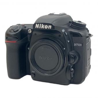 Nikon (ニコン) デジタル一眼レフカメラ D7500