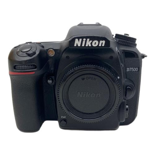 Nikon (ニコン) デジタル一眼レフカメラ D7500