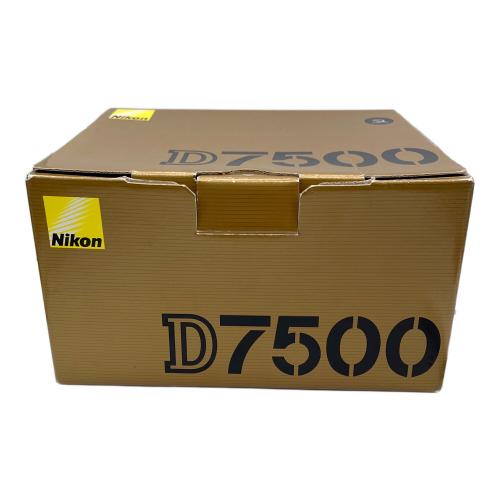 Nikon (ニコン) デジタル一眼レフカメラ D7500