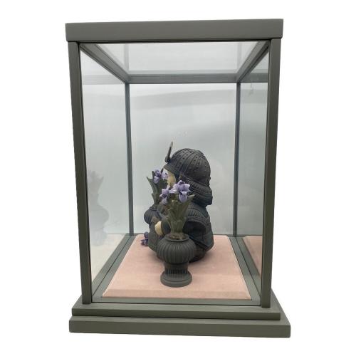 LLADRO (リヤドロ) フィギュリン 若武者（小）・菖蒲×2 ガラスケース付