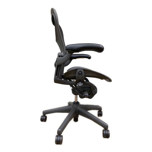 Herman Miller (ハーマンミラー) ワークチェアー アーロンチェアー クラシックモデル グラファイトベース 148 ブラック