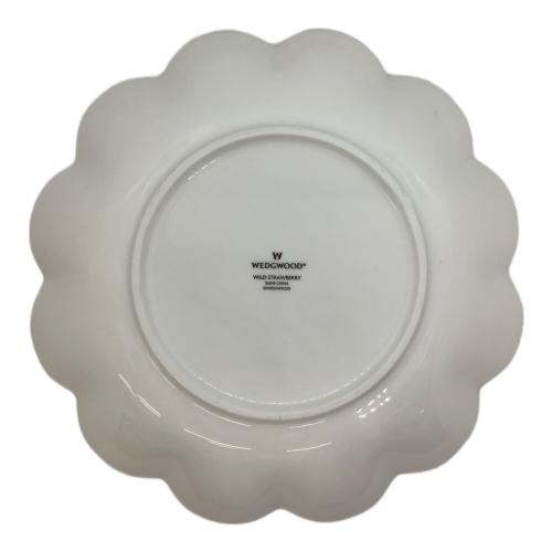 Wedgwood (ウェッジウッド) ペタルトレイ ワイルドストロベリー