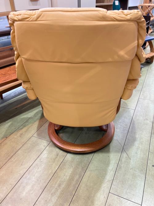 Ekornes (エコーネス) ストレスレスチェア オットマン付き ベージュ レノ