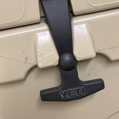 Yeti (イエティ) クーラーボックス Tundra 35 バスケット欠品 カーキ