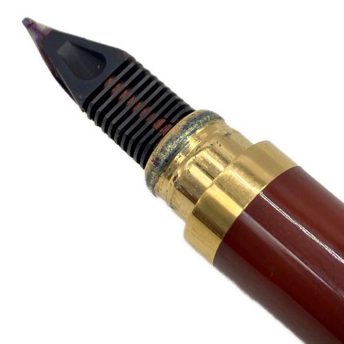 S.T.Dupont (エス・テー・デュポン) 万年筆 ブラウン