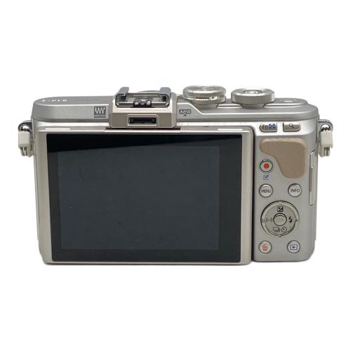 OLYMPUS PEN (オリンパスペン) ミラーレス一眼カメラ E-PL8 ダブルズームキット