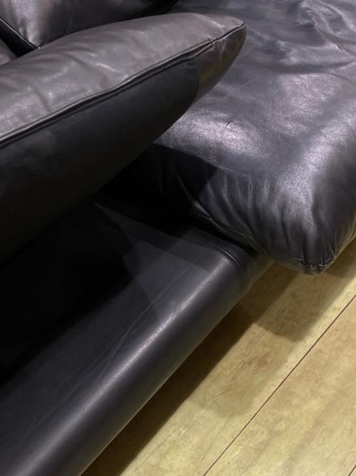 CASSINA (カッシーナ) 3人掛けソファー @ Π ブラック MARALUNGA