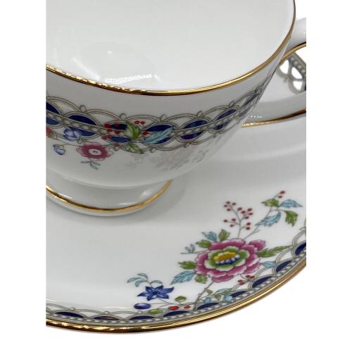 Wedgwood (ウェッジウッド) カップ&ソーサー レースピオニー