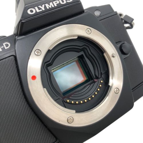 OLYMPUS (オリンパス) OM-D E-M5レンズキット OM-D 1605万画素 4/3型 専用電池 ISO感度:100-25600  -｜トレファクONLINE