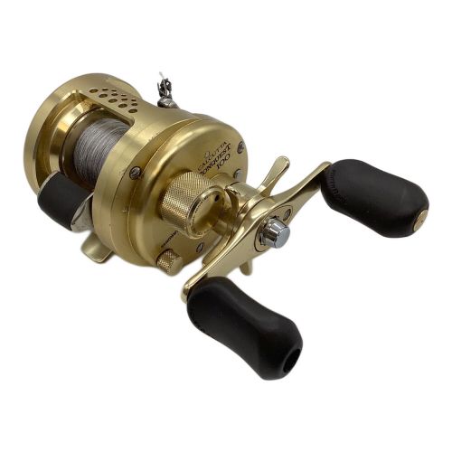 SHIMANO (シマノ) リール CALCUTTA CONQUEST ベイトリール