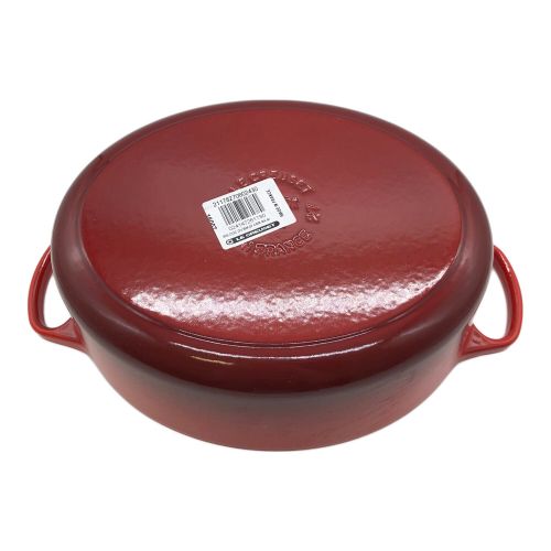 LE CREUSET (ルクルーゼ) シグニチャー ココット・オーバル チェリーレッド 未使用品