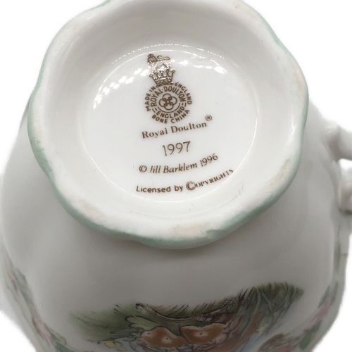 ROYAL DOULTON (ロイヤルドルトン) イヤーカップ&ソーサー 1997 BRAMBLY HEDGE