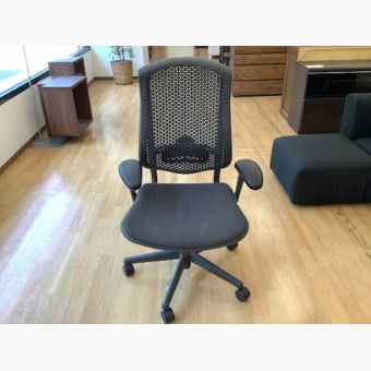 Herman Miller (ハーマンミラー) アーロンチェア ブラック グレファイトベース・ランバーサポート・カーペット仕様 1人掛け CJ133AAFC JOIFA339