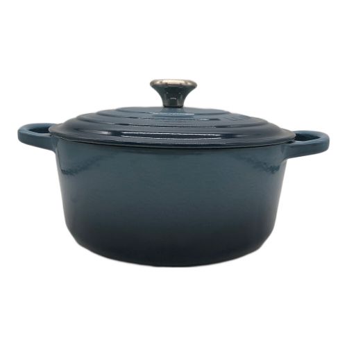 LE CREUSET (ルクルーゼ) 両手鍋 ブルー シグ二チャーーココットロンド