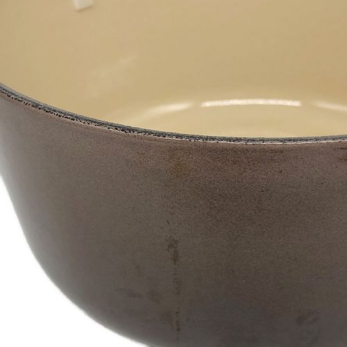 LE CREUSET (ルクルーゼ) 両手鍋 口径18㎝ ブラウン ココットロンド