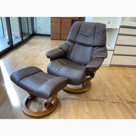 Ekornes 1人掛け ｽﾄﾚｽﾚｽﾁｪｱ ｵｯﾄﾏﾝ付き 総革 グレー×ブラウン