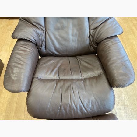 Ekornes 1人掛け ｽﾄﾚｽﾚｽﾁｪｱ ｵｯﾄﾏﾝ付き 総革 グレー×ブラウン
