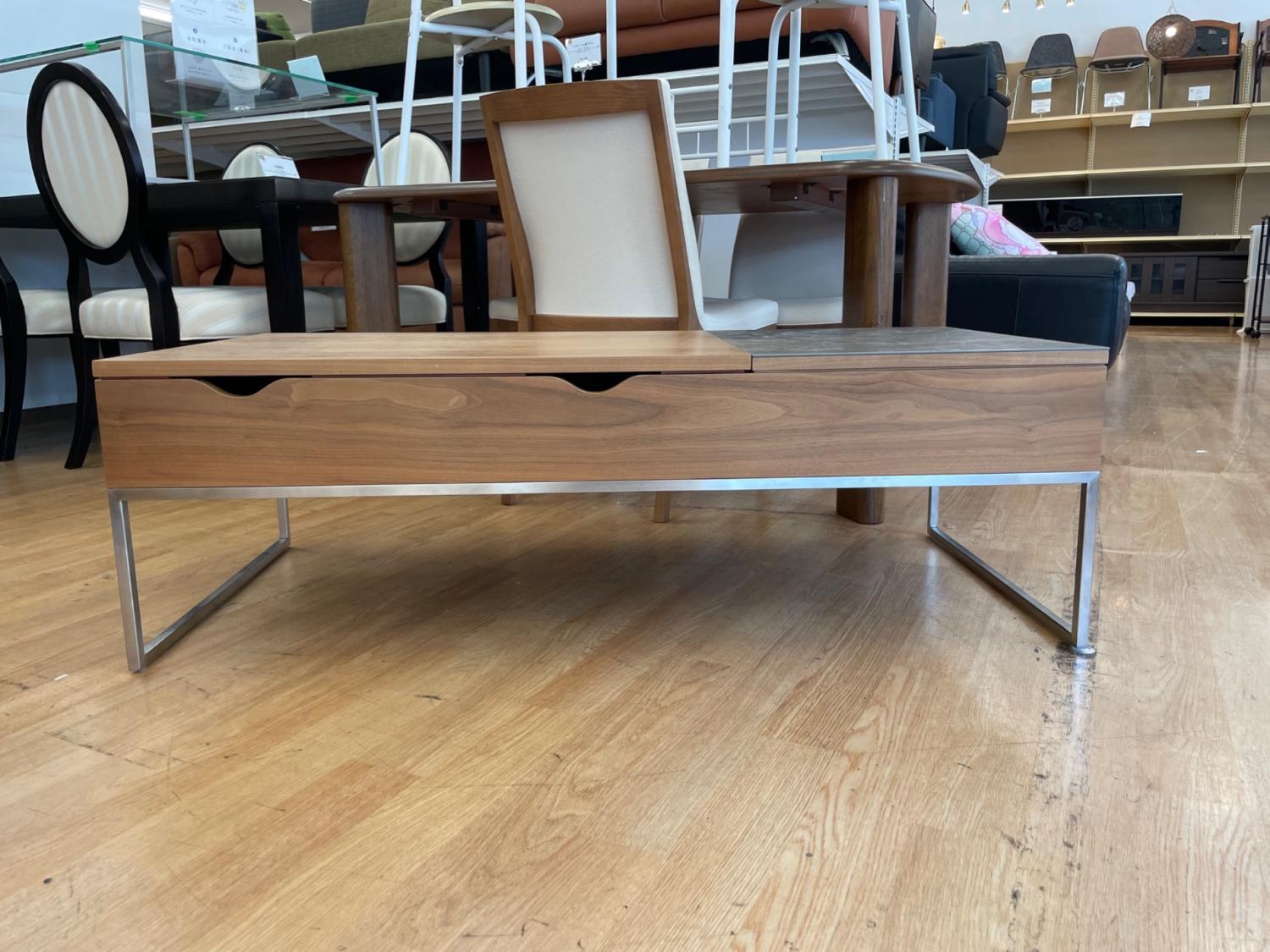 songdream（ソングドリーム）から黒のモダンなリフトアップセンター